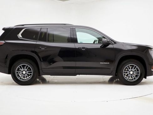 Used 2025 GMC Acadia Elevation image 3