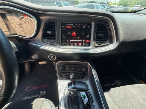Used 2016 Dodge Challenger R/T Scat Pack RWD image 16