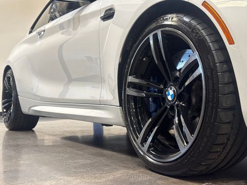 Used 2018 BMW M2 w/ Executive Package RWD image 6
