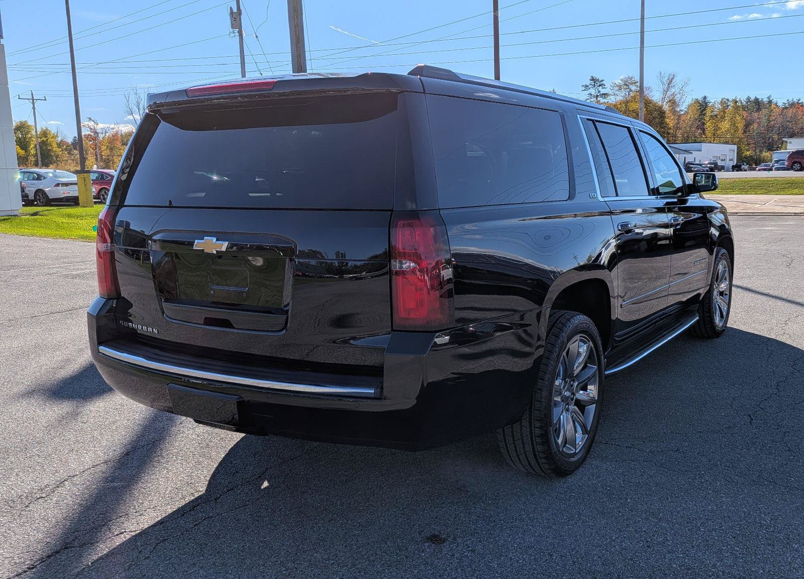 Used 2016 Chevrolet Suburban LTZ AWD/4WD image 8