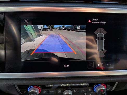 Certified 2022 Audi Q3 2.0T Premium w/ Convenience Package image 24