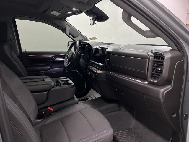 Used 2024 Chevrolet Silverado 1500 RST AWD/4WD image 28