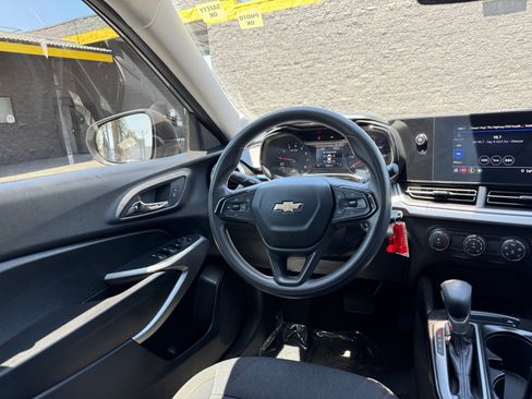 Used 2024 Chevrolet Trax LS w/ Driver Confidence Package FWD image 19