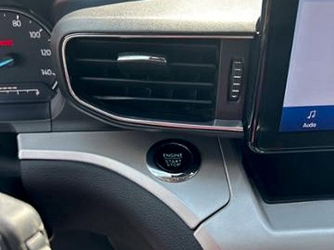 Used 2023 Ford Explorer XLT w/ Equipment Group 202A image 17