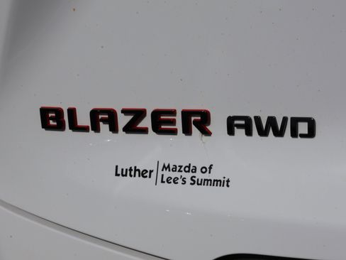 Used 2023 Chevrolet Blazer LT image 18