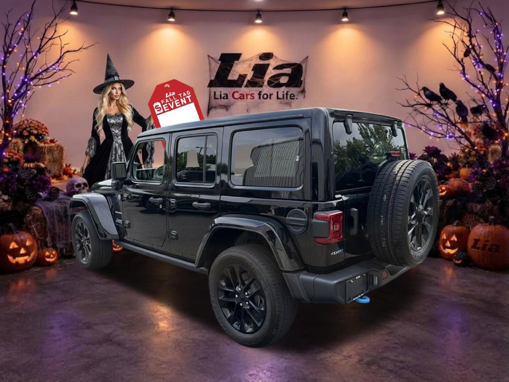 Certified 2023 Jeep Wrangler Unlimited Sahara w/ Cold Weather Group AWD/4WD image 7