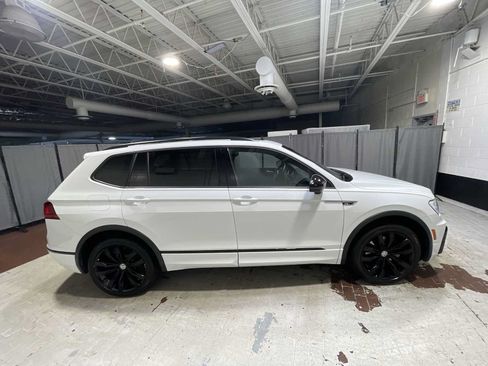 Used 2021 Volkswagen Tiguan SE R-Line AWD/4WD image 27