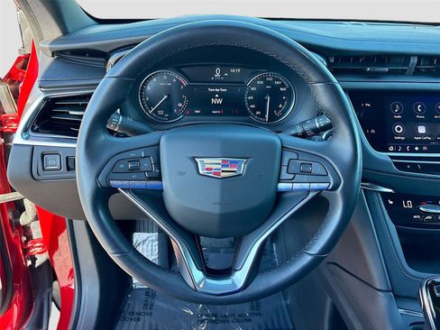 Used 2021 Cadillac XT6 Luxury image 13