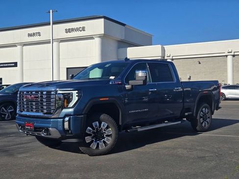 New 2026 GMC Sierra 3500 Denali w/ Denali Reserve Package image 8