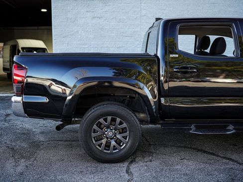 Used 2021 Toyota Tacoma SR5 image 15