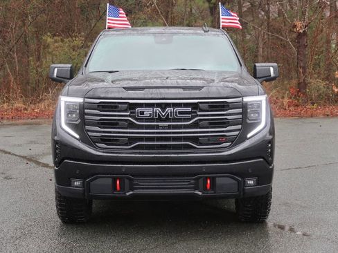 New 2026 GMC Sierra 1500 AT4 w/ AT4 Premium Package image 2