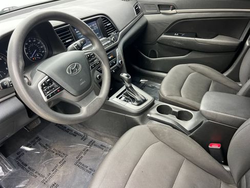 Used 2018 Hyundai Elantra SEL image 12