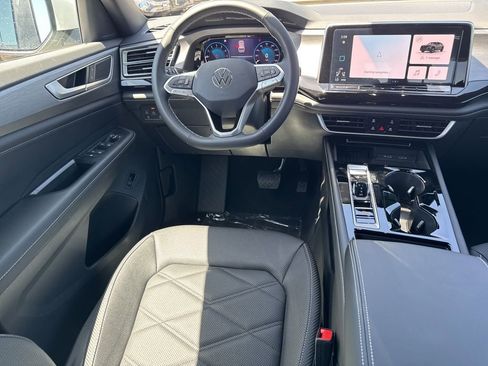 New 2026 Volkswagen Atlas Cross Sport SE FWD image 15