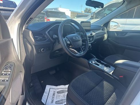 Used 2023 Ford Escape Active image 6