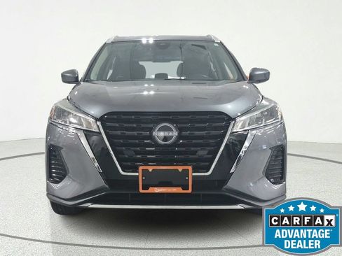Used 2023 Nissan Kicks SV FWD image 11