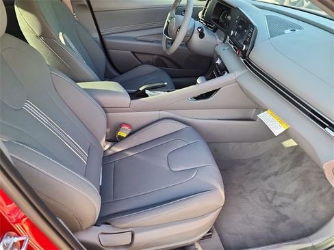 New 2025 Hyundai Elantra Sport image 7