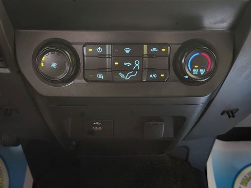 Used 2021 Ford F250 XL w/ Power Equipment Group AWD/4WD image 21