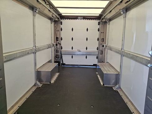 Used 2024 Chevrolet Brightdrop 600 w/ Battery Pack, Max Range AWD/4WD image 21