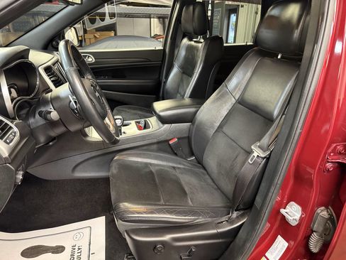 Used 2015 Jeep Grand Cherokee Altitude AWD/4WD image 18