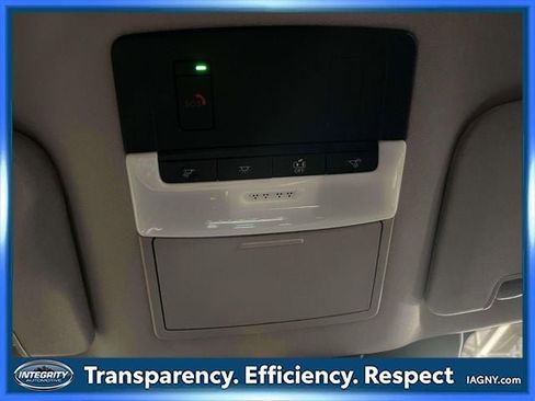 Used 2025 Nissan Pathfinder SL AWD/4WD image 31