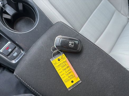 Used 2023 Honda Civic EX image 24