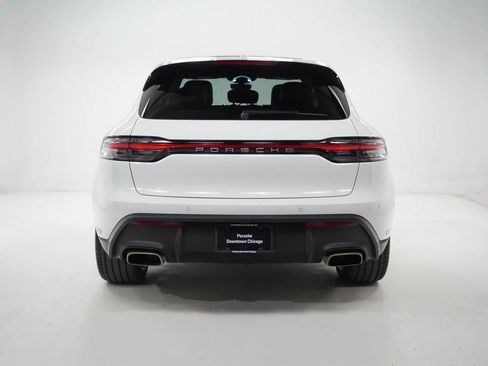 Certified 2025 Porsche Macan image 11