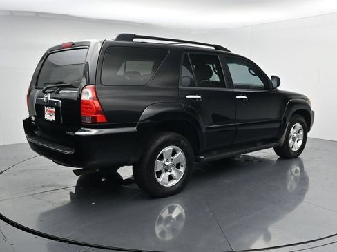 Used 2008 Toyota 4Runner SR5 AWD/4WD image 8