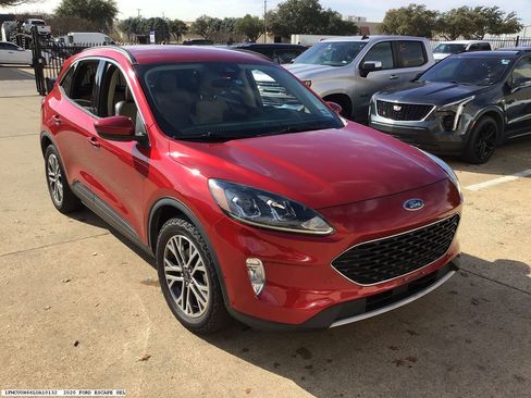 Used 2020 Ford Escape SEL image 6