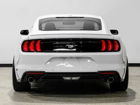 Used 2020 Ford Mustang Premium RWD image 7