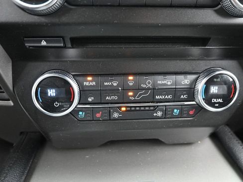 Used 2018 Ford Expedition XLT w/ Equipment Group 202A image 21