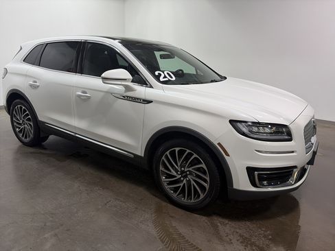 Used 2020 Lincoln Nautilus Reserve w/ Cargo Utility Package image 2