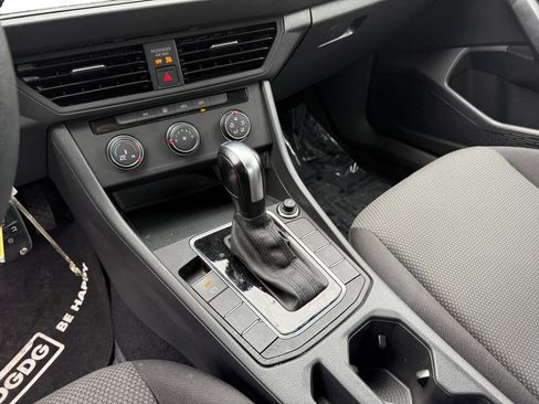 Used 2021 Volkswagen Jetta S image 12