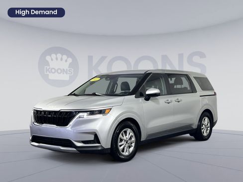 Used 2022 Kia Carnival LX FWD image 1