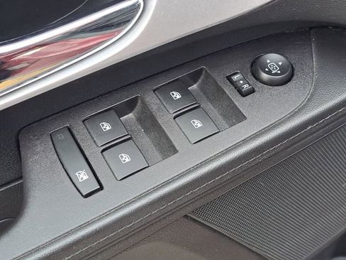 Used 2016 Chevrolet Equinox LT w/ Convenience Package FWD image 16