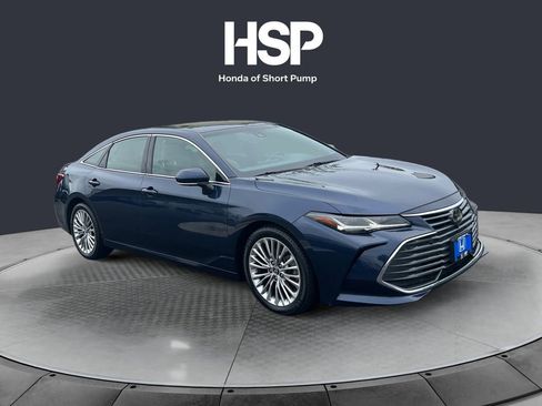Used 2020 Toyota Avalon Limited w/ Advanced Safety Package FWD image 7