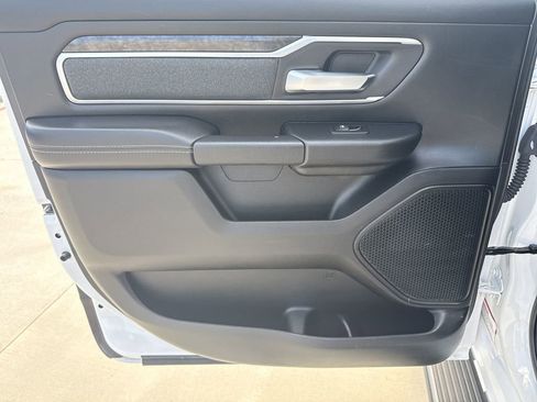 Used 2019 RAM 1500 Big Horn AWD/4WD image 23