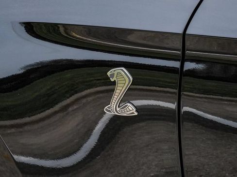 Used 2020 Ford Mustang Shelby GT500 w/ Carbon Fiber Track Pack RWD image 48