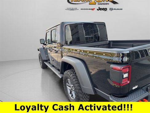 New 2025 Jeep Gladiator Mojave w/ Convenience Group image 6