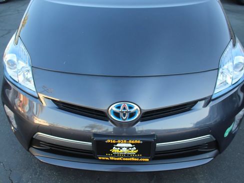 Used 2015 Toyota Prius Prime Plug-In Hybrid FWD image 9