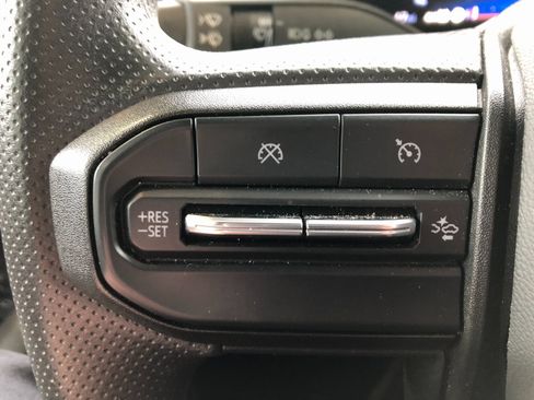 Certified 2024 Chevrolet Colorado W/T w/ WT Convenience Package II image 32