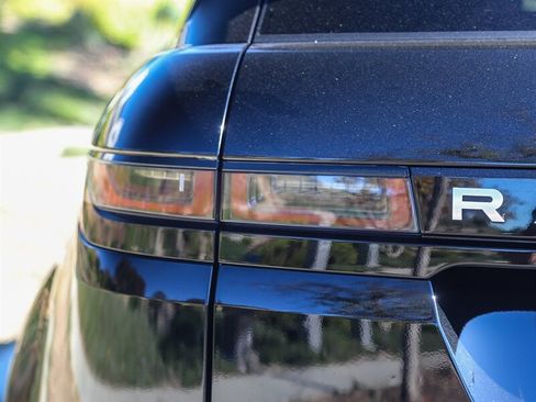 Used 2020 Land Rover Range Rover Evoque S image 15