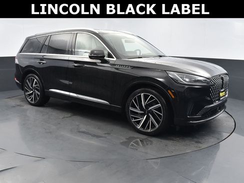 New 2026 Lincoln Aviator Black Label w/ Dynamic Handling Package image 3
