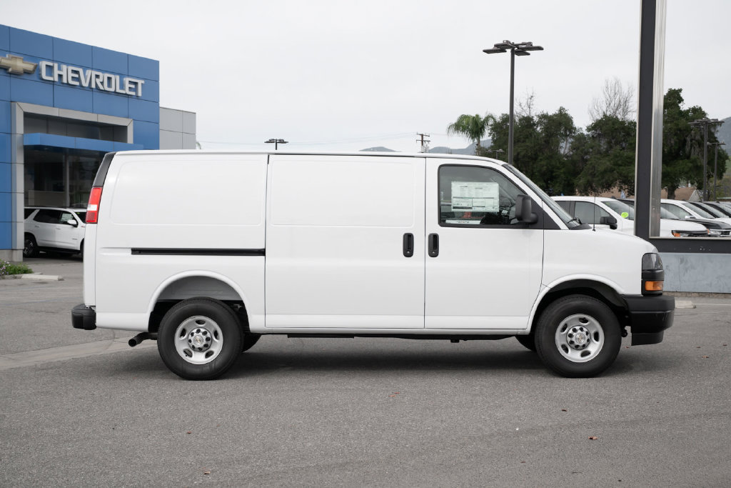 New 2025 Chevrolet Express 2500 w/ Driver Convenience Package RWD image 3