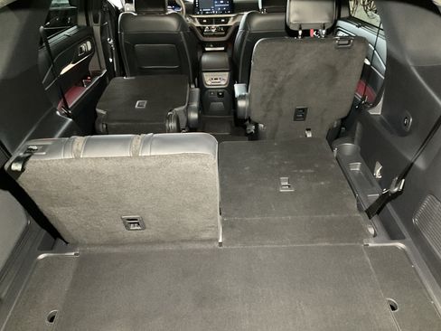 Used 2026 Ford Explorer ST AWD/4WD image 50
