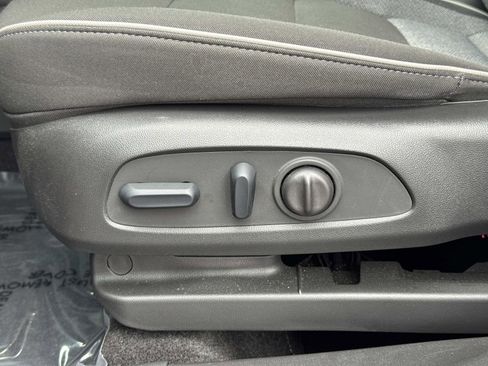 Used 2023 Chevrolet TrailBlazer LT image 15