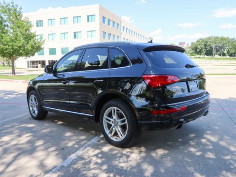 Used 2016 Audi Q5 2.0T Premium Plus w/ Technology Package AWD/4WD image 5