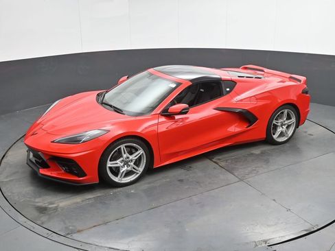 Used 2023 Chevrolet Corvette Stingray Coupe w/ Z51 Performance Package image 39