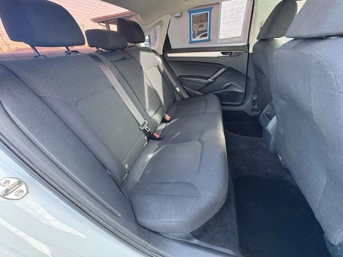 Used 2017 Volkswagen Passat 1.8T S image 13