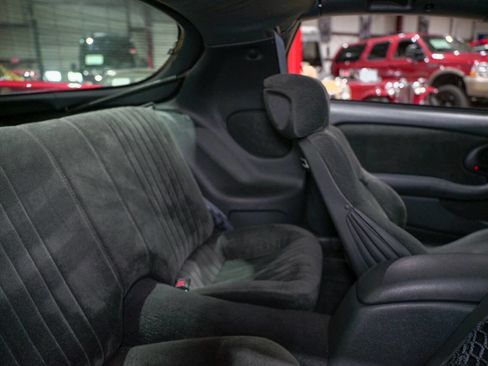 Used 1994 Pontiac Firebird Coupe image 38