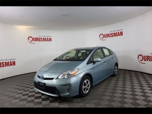 Used 2014 Toyota Prius Four image 2